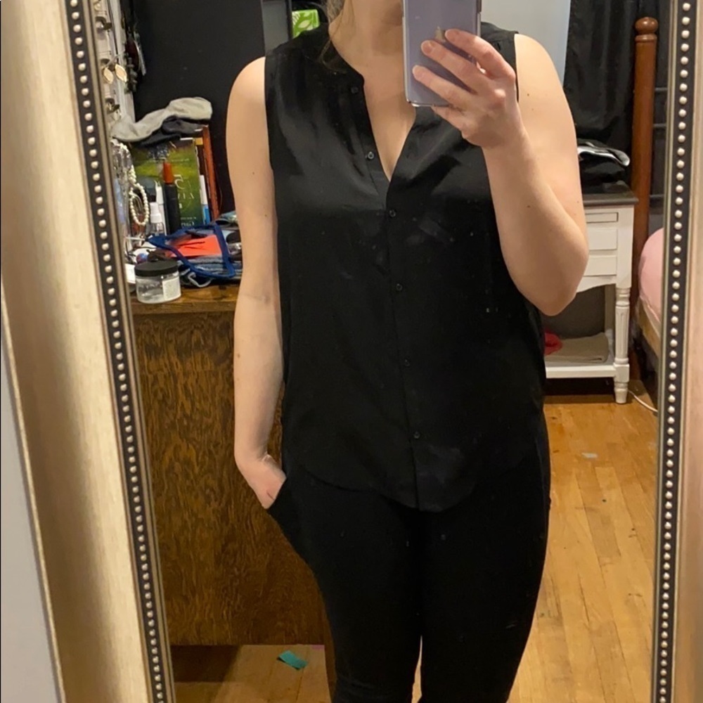 AEO Sheer Sleeveless Button Down Top EUC